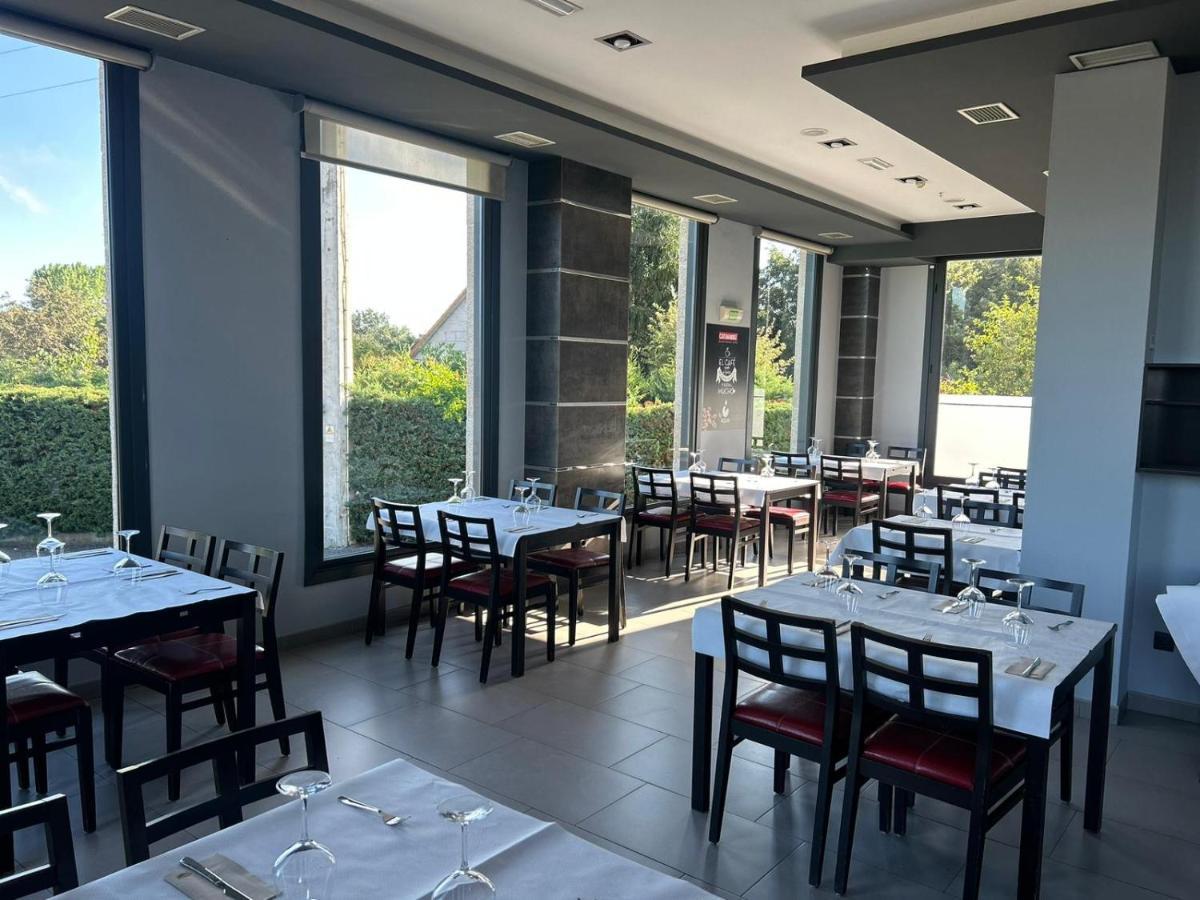 Hostal Restaurante Aqua Ourense Buitenkant foto