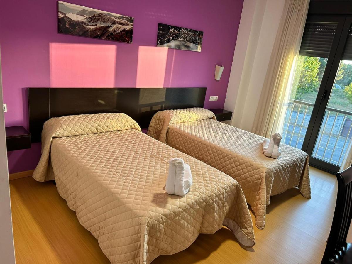 Hostal Restaurante Aqua Ourense Buitenkant foto