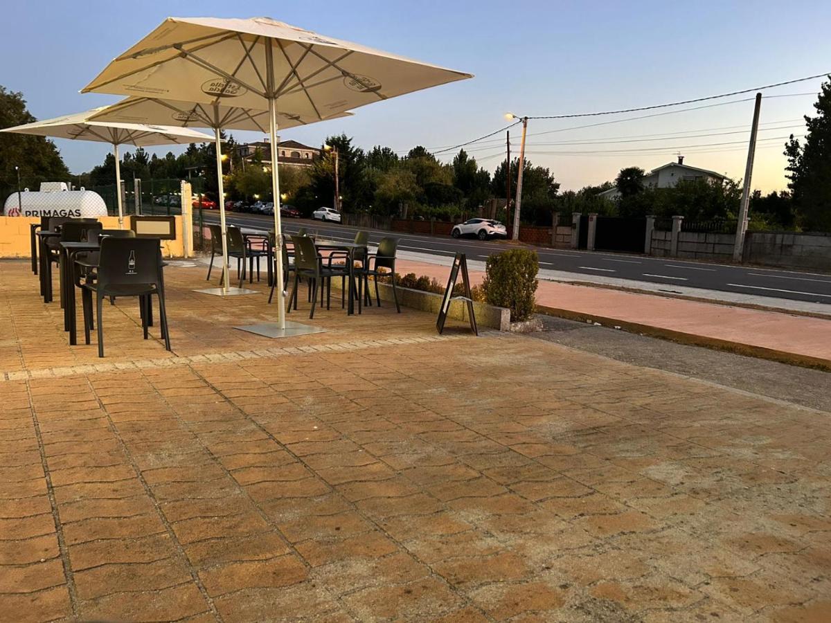 Hostal Restaurante Aqua Ourense Buitenkant foto